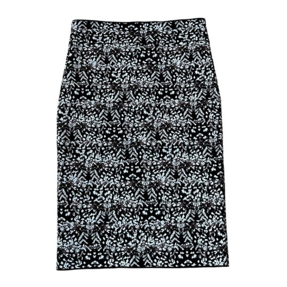 New BCBGMAXARIA Alexa Skirt Size Small - Picture 2 of 7